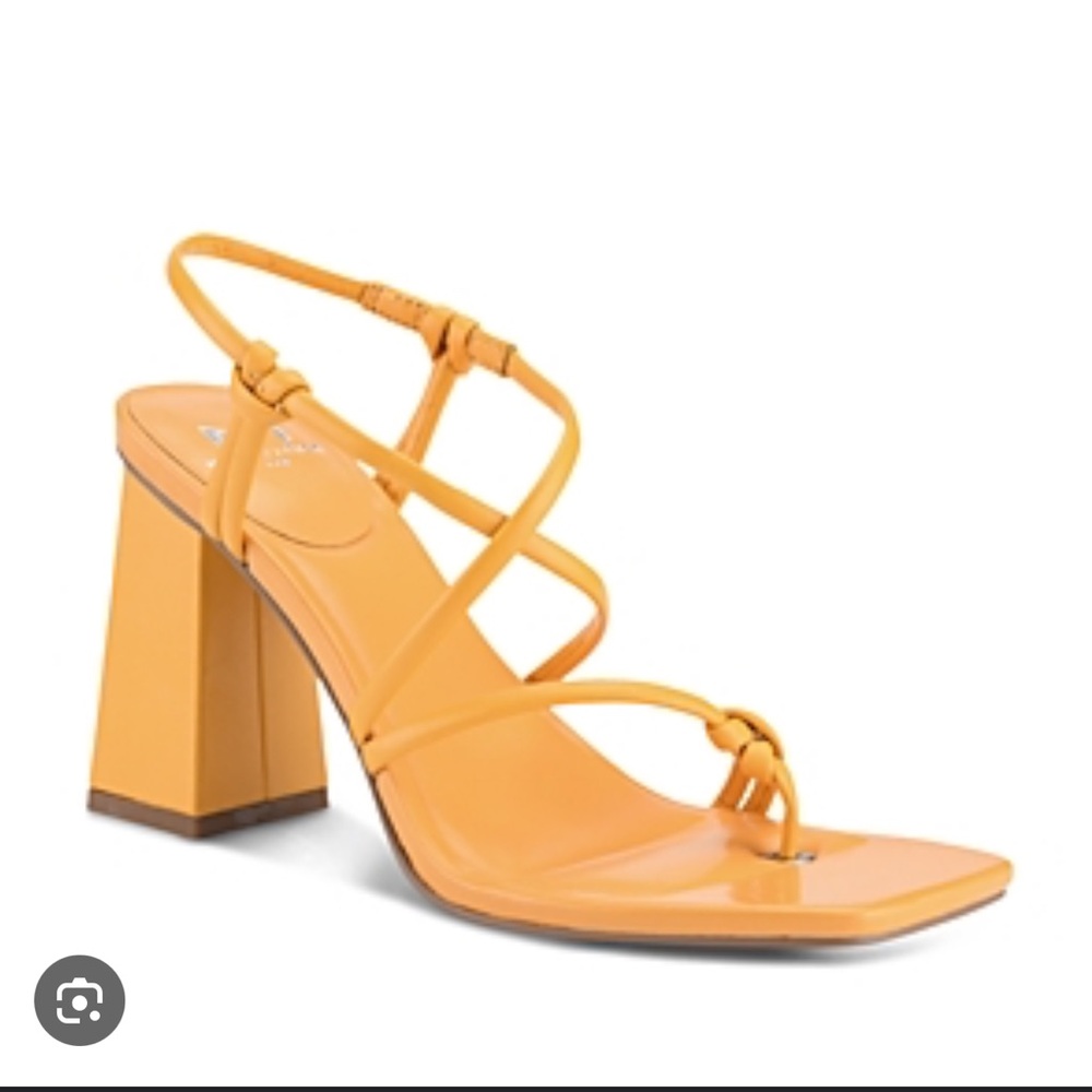 Marc Fisher Giada Orange Strappy Sandals 🧡